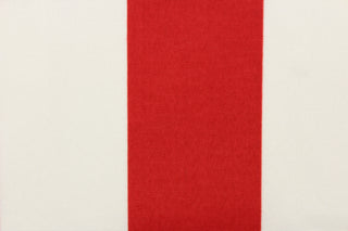This wide striped fabric in red and white is perfect for your outdoor décor. 