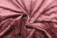 Load image into Gallery viewer,  This velvet features  a bee design in gold against a mauve background . 
