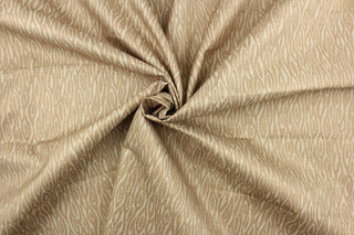 This 4-pass drapery lining features a wheat design in golden brown and beige.  It is used to keep rooms cooler in the summer and warmer in the winter.  The fabric lining adds fullness to your window treatments.  It is light weight and easy to sew and simple to maintain.